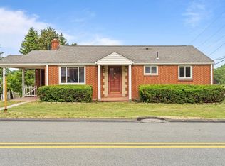 90 N Thompson Ln, North Huntingdon, PA 15642