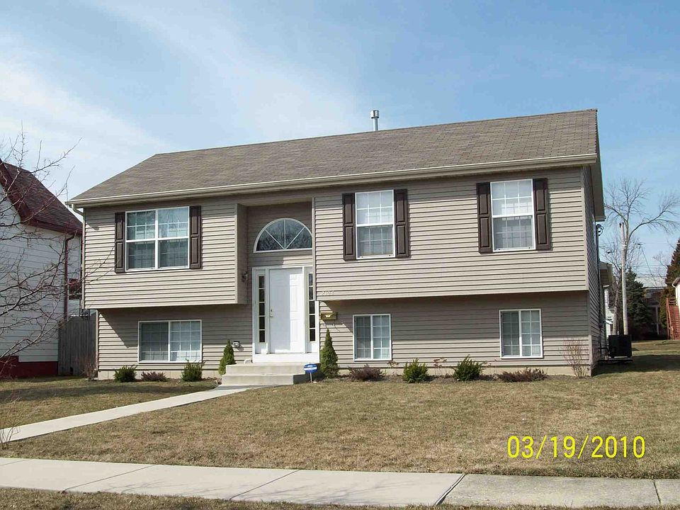 1st image of 2104 Ezra Ave