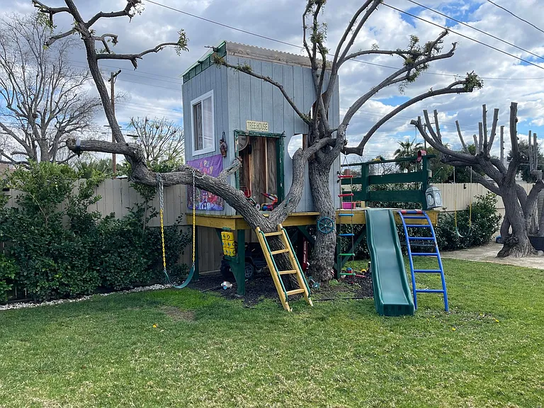 9752 Monogram Ave — Photo 14