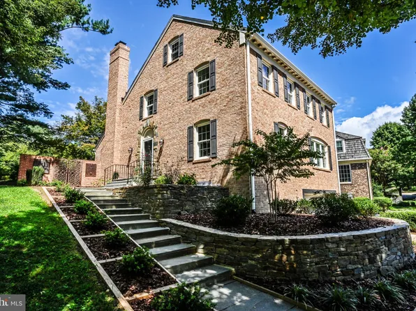 4410 Boxwood Rd, Bethesda, MD 20816