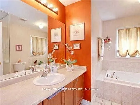 6 Tennant Dr — Photo 4