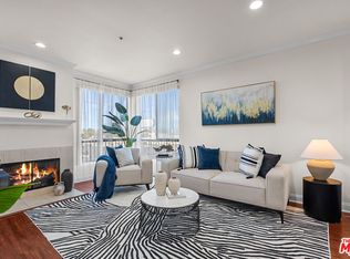 6938 Laurel Canyon Blvd UNIT 302, North Hollywood, CA 91605