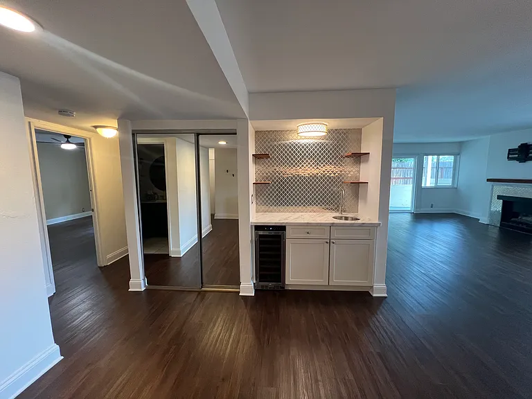2625 Pirineos Way #124 — Photo 8