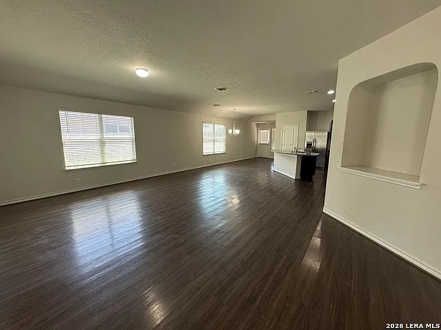 4 bed, 2.0 bath, 1902 sqft, $1,750 — Photo 3