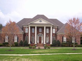 102 Riva Rdg, Hendersonville, TN 37075