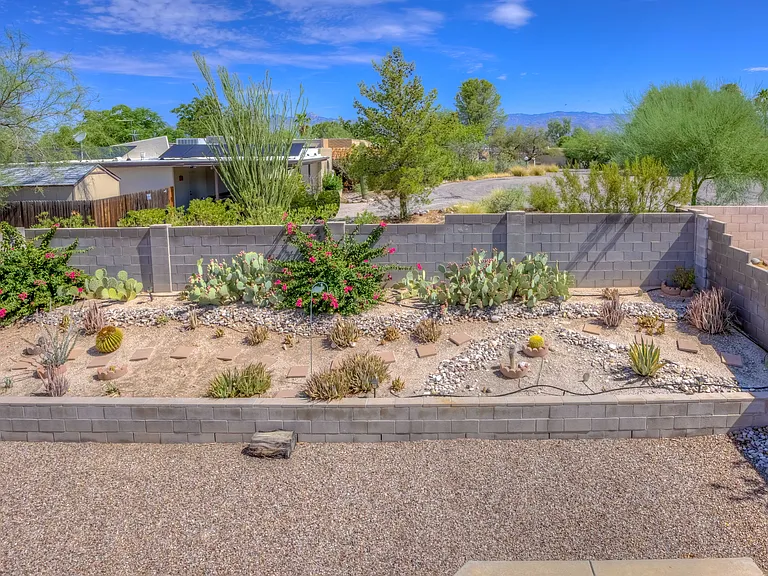9649 E Briana Ln — Photo 31