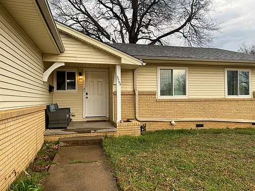 5753 E 24th Pl #1.5 Photo 1