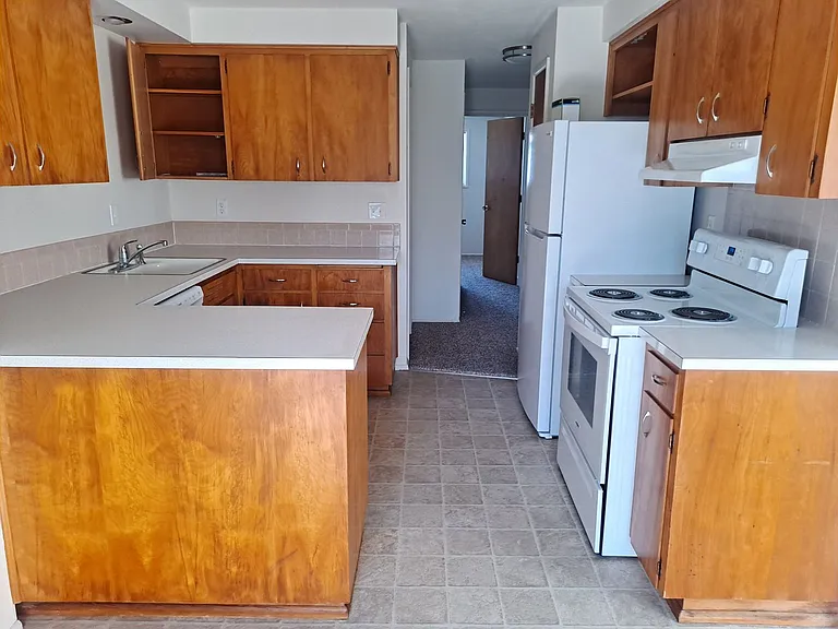 1600 Adkins St — Photo 1