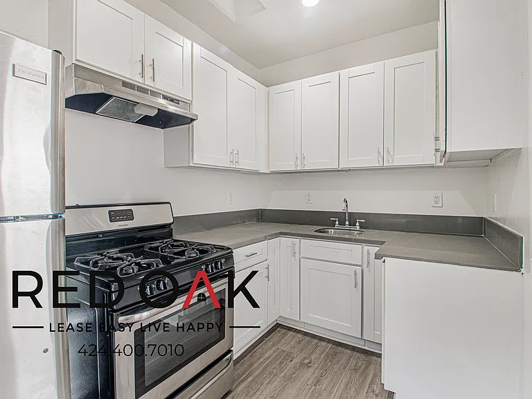 4811 Melrose Ave #205 — Photo 5
