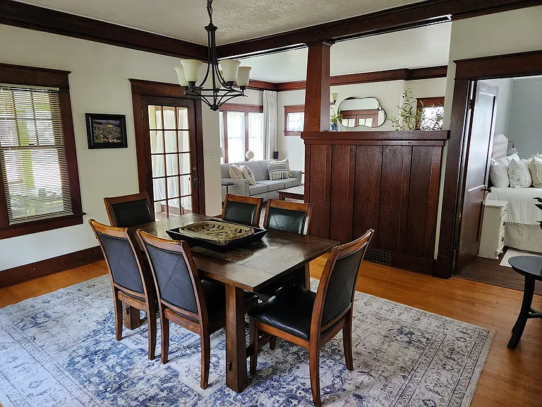 1315 W Hays St — Photo 11