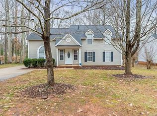 8411 Cullingford Ln, Charlotte, NC 28216
