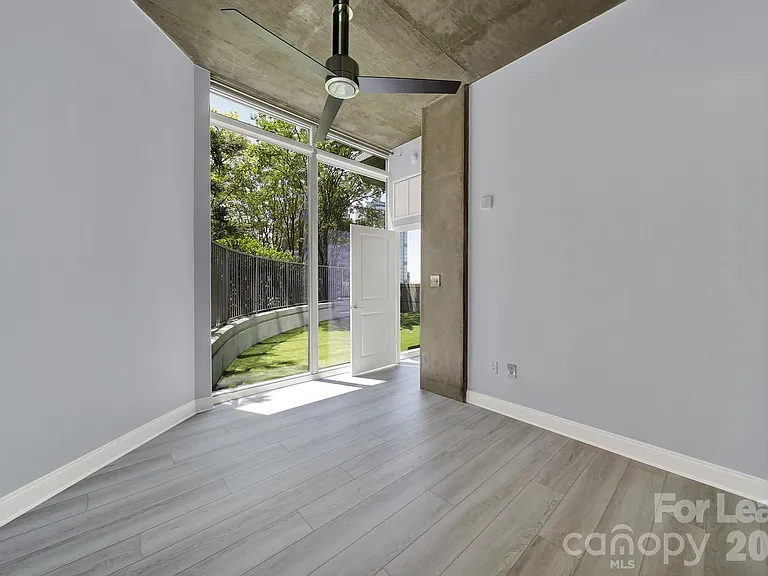 210 N Church St #1002 — Photo 17