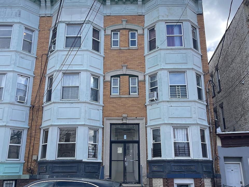 1st image of 6 Webster Ave #1L