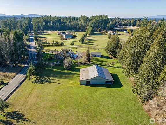 2nd image of 5981 SE Arcadia Road