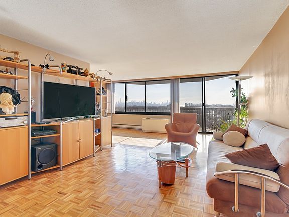 2nd image of 770 Anderson Ave APT 11R