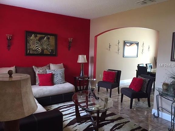 4th image of 404 Athabasca Ct