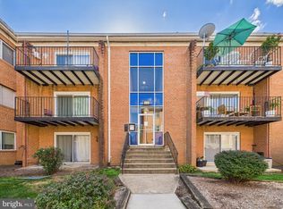 3404 25th St S APT 37, Arlington, VA 22206