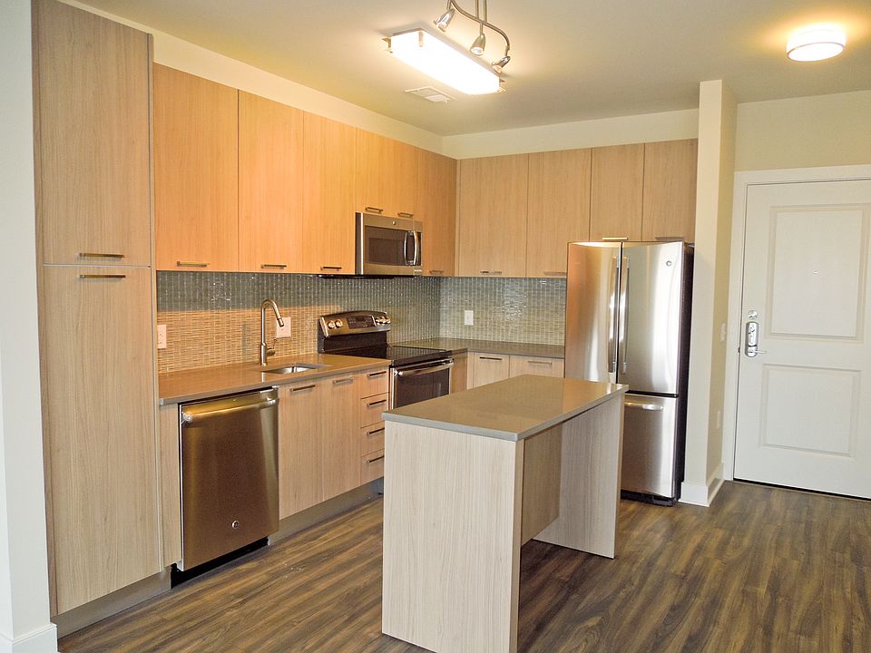 2nd image of 650 Shillings St APT 315