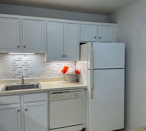 5th image of 500 Romeo Rd Unit 114