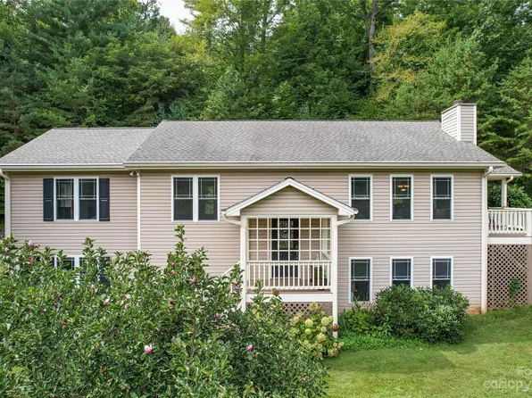 50 King Rd, Weaverville, NC 28787