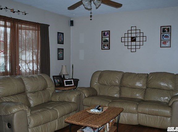 4th image of 2714 Kane Ave