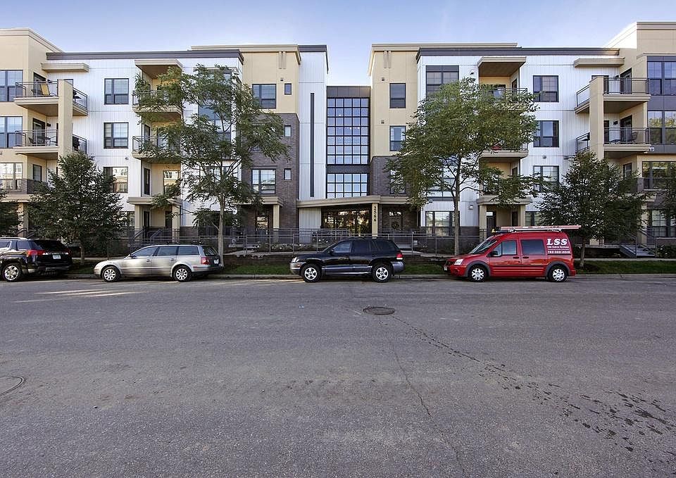 1st image of 2566 Ellis Ave APT 310