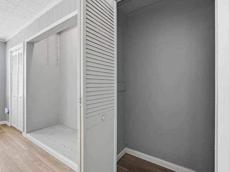1419 E Jean St — Photo 11
