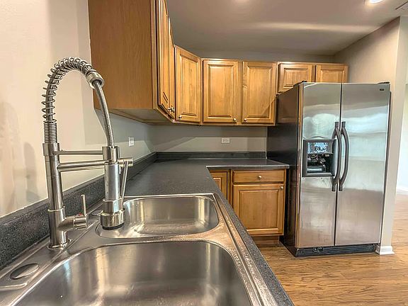 4th image of 8001 Bertram Ave