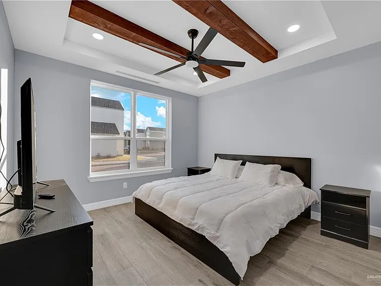 600 W Seminole Ave — Photo 6
