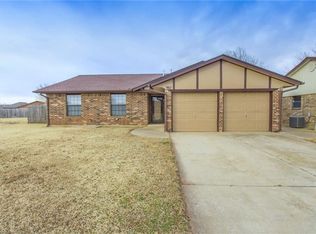 967 Squire Mansion, Yukon, OK 73099