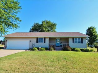 305 Oakridge Dr, Panora, IA 50216