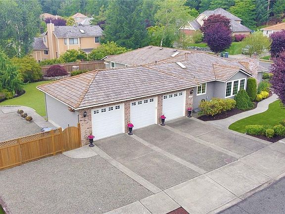 3rd image of 1509 28th Pl SE
