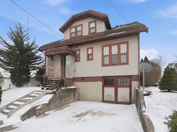 535 E Center St, Warsaw, IN 46580