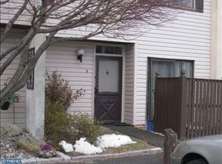 3 Hunters Way, Hatboro, PA 19040