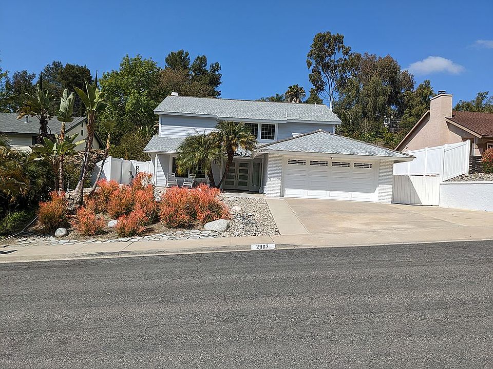 1st image of 2867 Columbia Dr