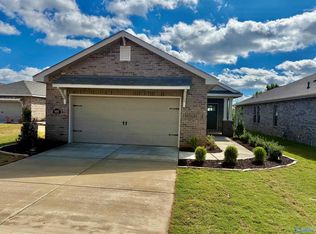 605 Freret Ct, Huntsville, AL 35824