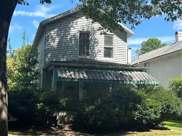 710 4th St, Marietta, OH 45750