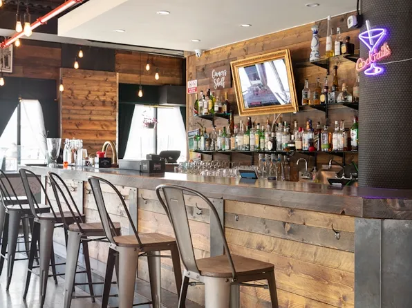 15 Bridge Park Dr image 25 of 30