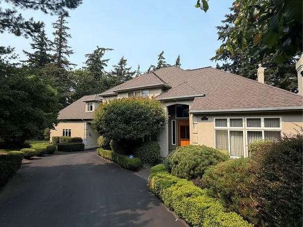 201 Hawthorn Road, Bellingham, WA 98225
