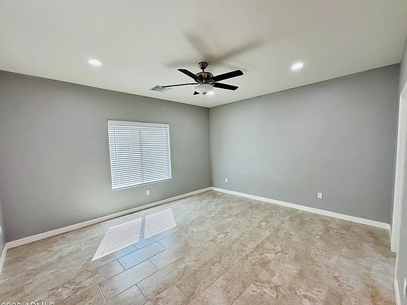 5th image of 32101 W Palo Verde St