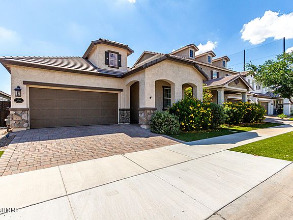 3rd image of 2716 S CHATSWORTH --