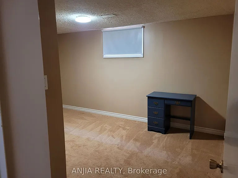 1299 Shamir Cres #BASEMENT — Photo 5