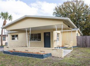 9494 Park Lake Dr N, Pinellas Park, FL 33782