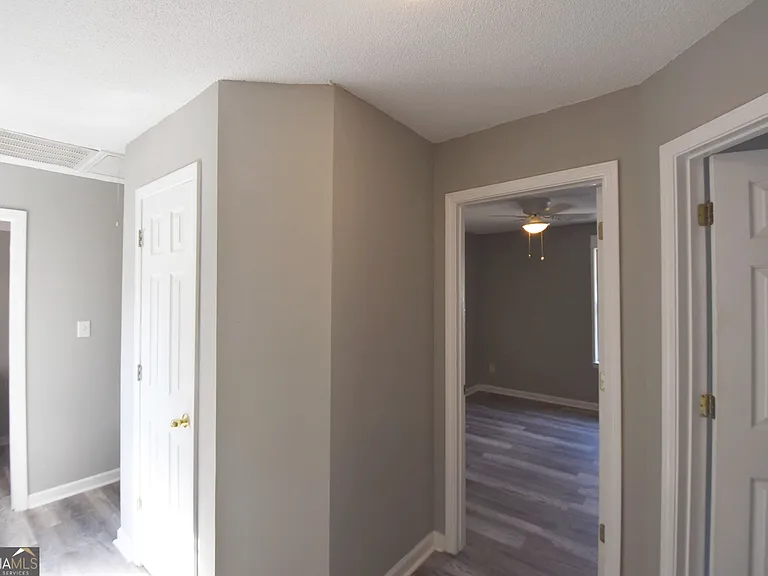 700 S Fairfield Dr — Photo 18