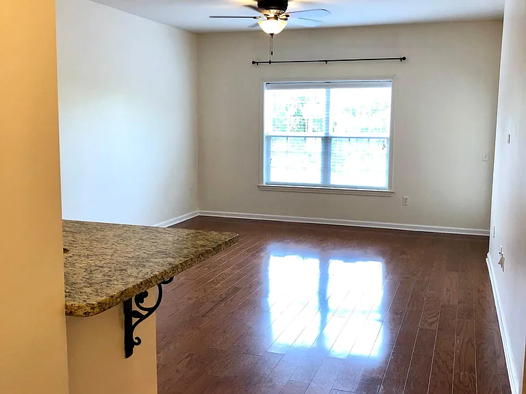 665 Tennessee St #202 — Photo 44