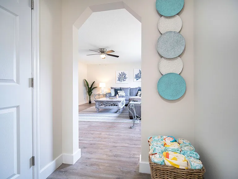 Winterhawk Dr — Photo 23