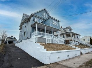 493 Gurdon St, Bridgeport, CT 06606