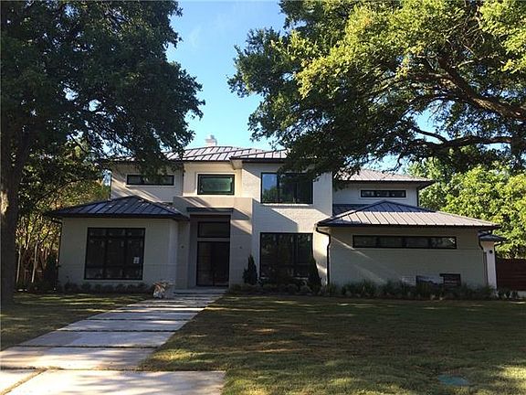 2nd image of 5534 Del Roy Dr