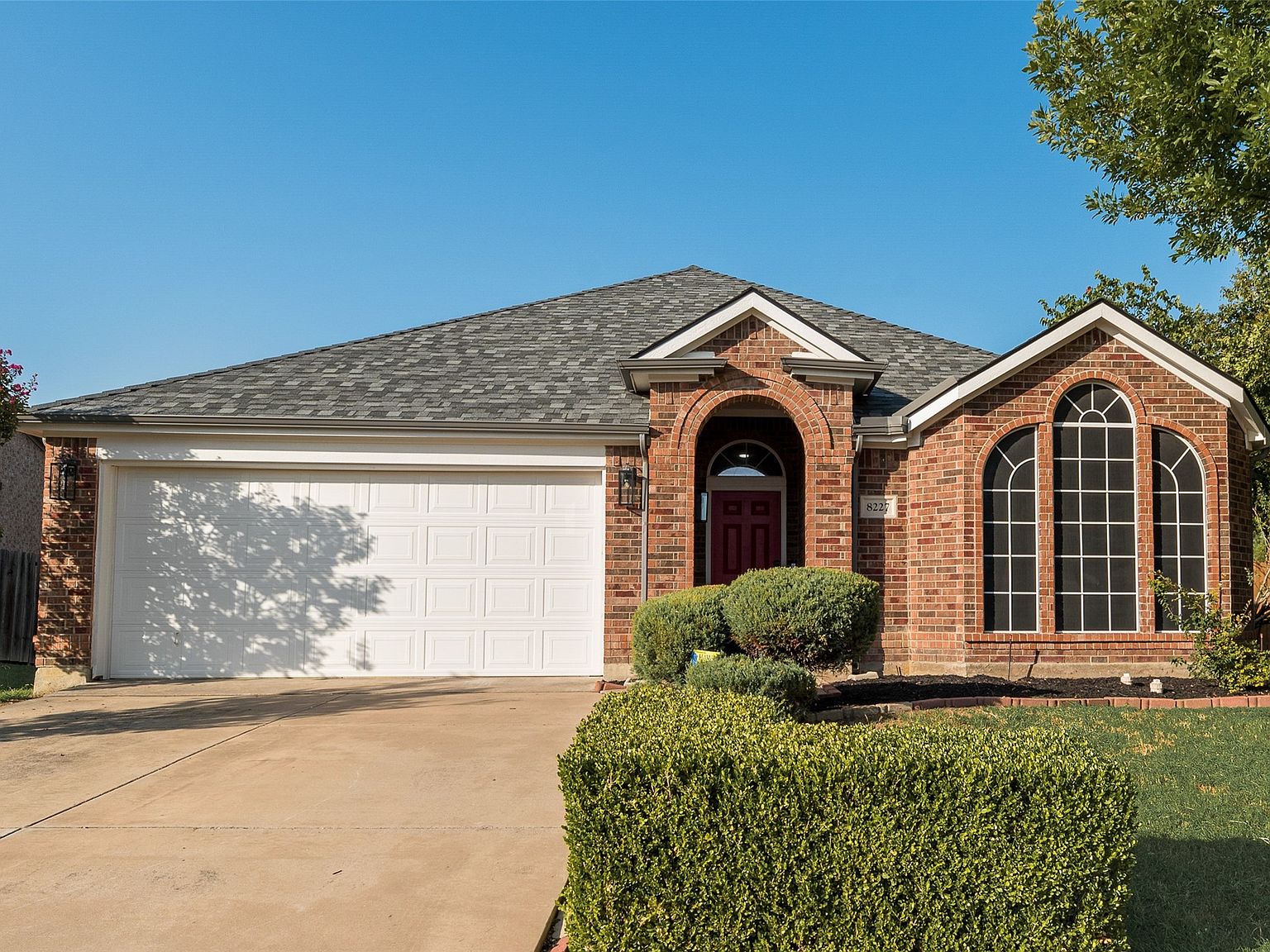 8227 Mossberg Dr, Arlington, TX 76002 | Zillow