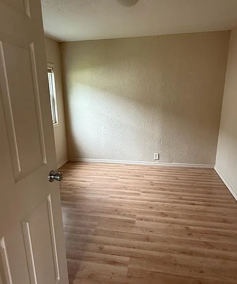 2715 Lucas St — Photo 2